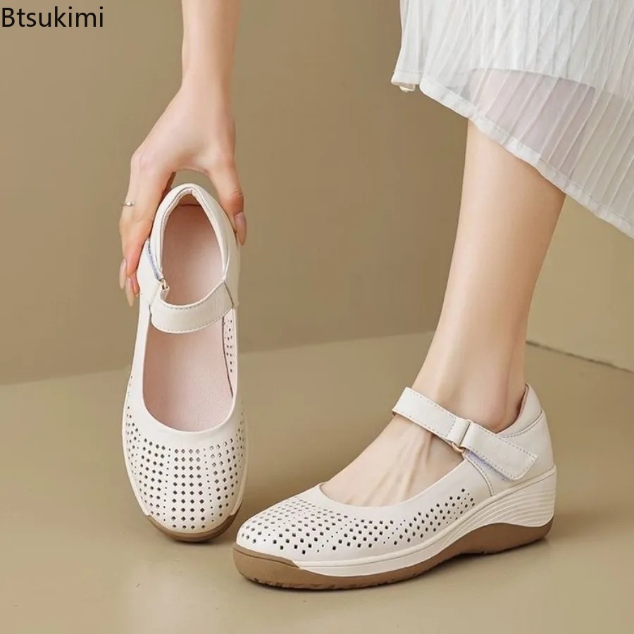 Summer Clothing Korea - รองเท้าผู้หญิงแบบสวมสไตล์เกาหลีรุ่นใหม่ รองเท้าลำลองสีเบจพื้นเรียบแบบโปร่ง รองเท้าแตะพื้นหนา รองเท้าลำลองสำหรับผู้หญิง