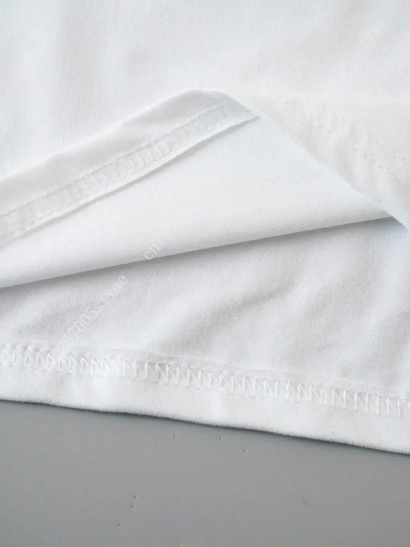 เสื้อยืดคอกลมพิมพ์ลายต้นมะพร้า - Summer Quilt บทวิจารณ์และราคา