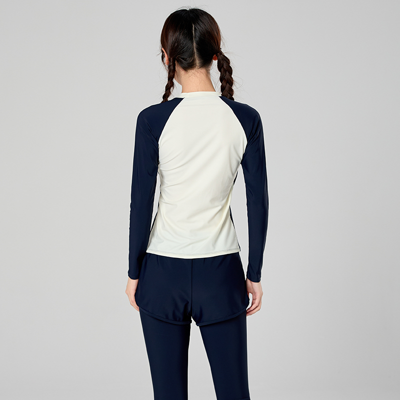 ชุดว่ายน้ำเด็กผู้หญิงแบบ Rash  - Rash Guard Long Sleeve บทวิจารณ์และราคา
