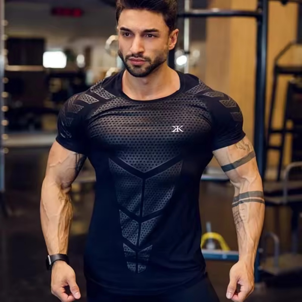 2025 ชายวิ่งกีฬาเสื้อยืดการฝึก - Summer Clothing Men 2025 บทวิจารณ์และราคา